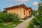 Rodinný dům 3+kk v Chranišově s pergolou a krytým stáním na auta., cena 8000000 CZK / objekt, nabízí 